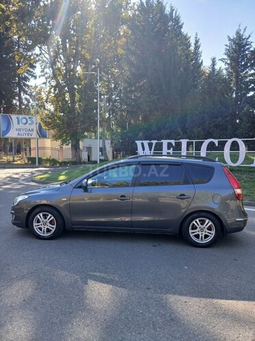 Hyundai i30 2008, 261,000 km - 1.6 l - Mingəçevir
