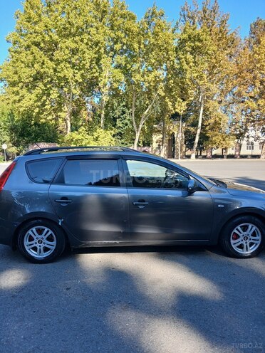 Hyundai i30 2008, 261,000 km - 1.6 l - Mingəçevir