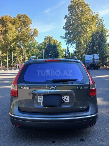 Hyundai i30 2008, 261,000 km - 1.6 l - Mingəçevir