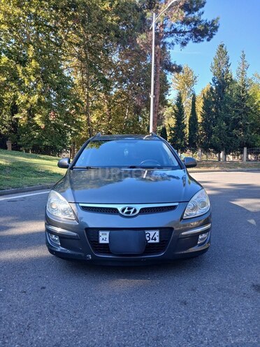 Hyundai i30 2008, 261,000 km - 1.6 l - Mingəçevir