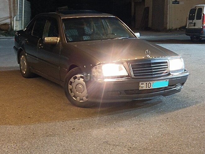 Mercedes C 220 1993, 426,368 km - 2.2 л - Bakı