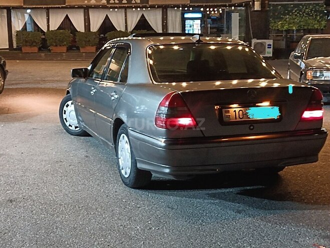 Mercedes C 220 1993, 426,368 km - 2.2 л - Bakı
