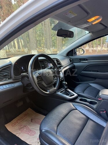 Hyundai Avante 2017, 133,000 km - 1.6 l - Bakı