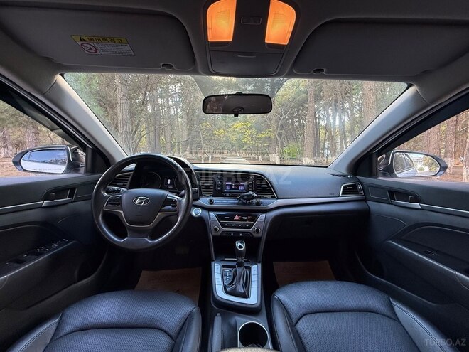 Hyundai Avante 2017, 133,000 km - 1.6 l - Bakı