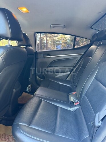 Hyundai Avante 2017, 133,000 km - 1.6 l - Bakı