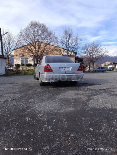 Mercedes C 220 1995, 320,180 km - 2.2 l - Zaqatala
