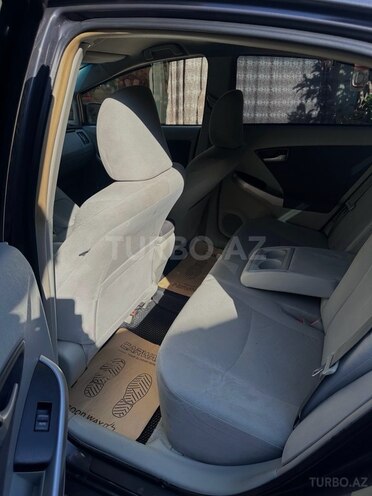 Toyota Prius 2011, 370,000 km - 1.8 л - Bakı