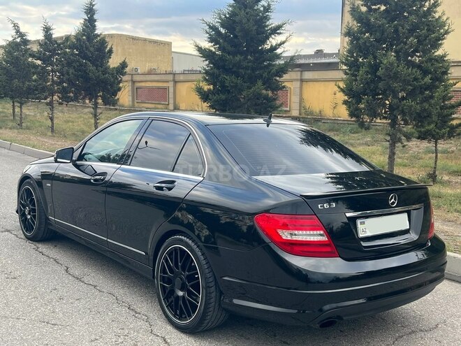 Mercedes C 250 2009, 236,000 km - 1.8 l - Sumqayıt