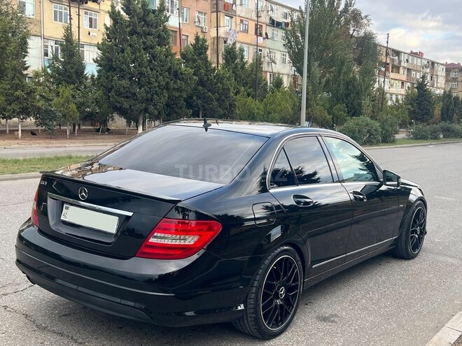 Mercedes C 250 2009, 236,000 km - 1.8 l - Sumqayıt