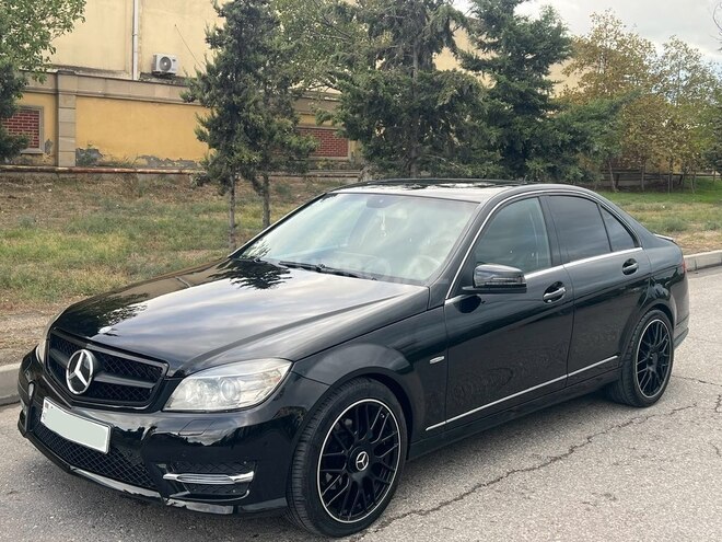 Mercedes C 250 2009, 236,000 km - 1.8 l - Sumqayıt