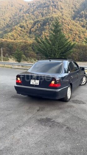 Mercedes C 230 1999, 350,000 km - 2.3 l - Qəbələ