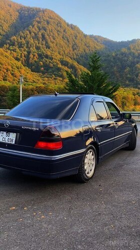 Mercedes C 230 1999, 350,000 km - 2.3 l - Qəbələ
