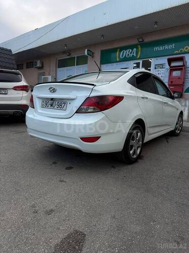 Hyundai Accent 2011, 280,000 km - 1.4 l - Siyəzən