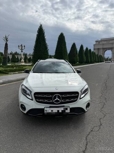 Mercedes GLA 250 2017, 190,000 km - 2.0 l - Bakı