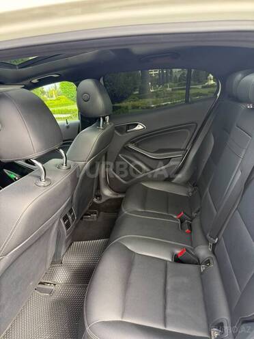 Mercedes GLA 250 2017, 190,000 km - 2.0 l - Bakı