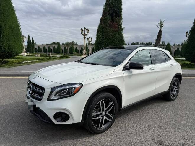 Mercedes GLA 250 2017, 190,000 km - 2.0 l - Bakı