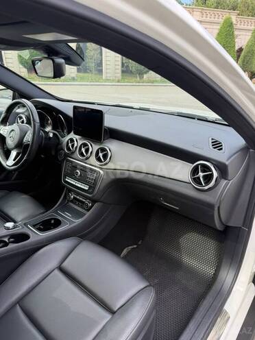 Mercedes GLA 250 2017, 190,000 km - 2.0 l - Bakı