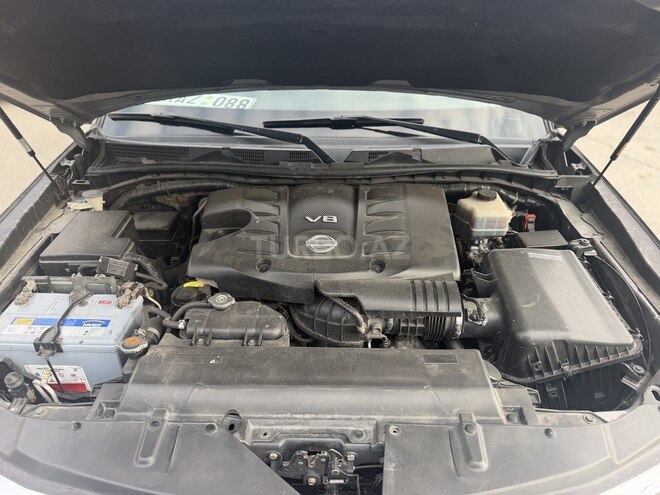 Nissan Patrol 2010, 238,770 km - 5.6 л - Bakı