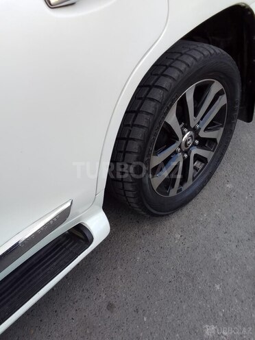 Toyota Land Cruiser 2013, 266,300 km - 4.0 л - Gəncə