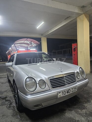 Mercedes E 240 1999, 999,900 km - 2.4 l - Gəncə
