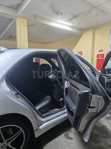 Mercedes E 240 1999, 999,900 km - 2.4 l - Gəncə