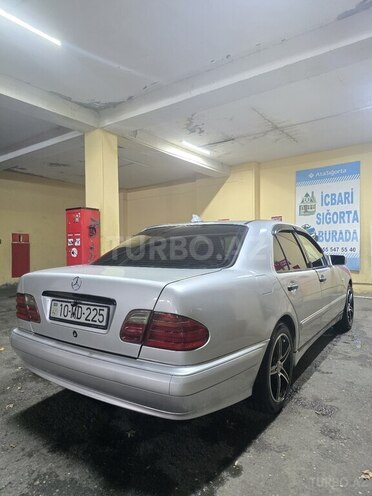 Mercedes E 240 1999, 999,900 km - 2.4 l - Gəncə