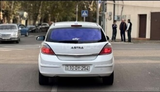 Opel Astra 2005, 200,400 km - 1.3 л - Gəncə