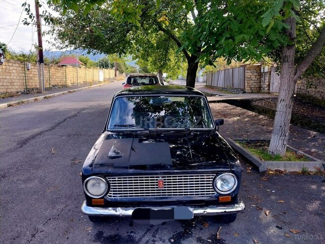 LADA (VAZ) 21011 1984, 100,000 km - 1.3 l - Qax