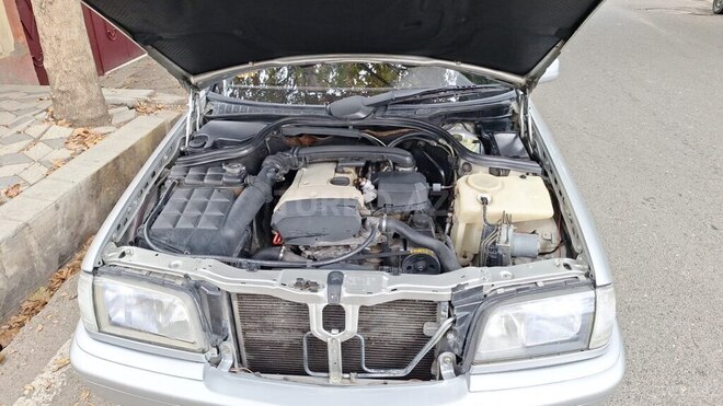 Mercedes C 200 1998, 363,666 km - 2.0 l - Ağcabədi