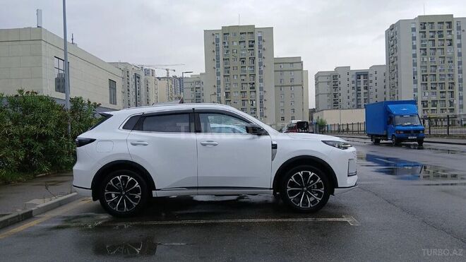 Changan CS 55 Plus 2025, 38,000 km - 1.5 л - Bakı