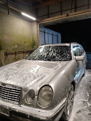 Mercedes E 200 1998, 611,750 km - 2.0 l - Zaqatala