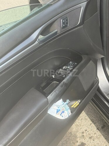 Ford Fusion (North America) 2014, 220,400 km - 2.0 l - Bakı