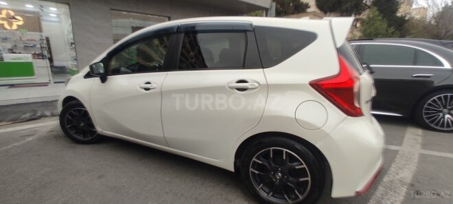 Nissan Note 2015, 75,000 km - 1.2 л - Bakı