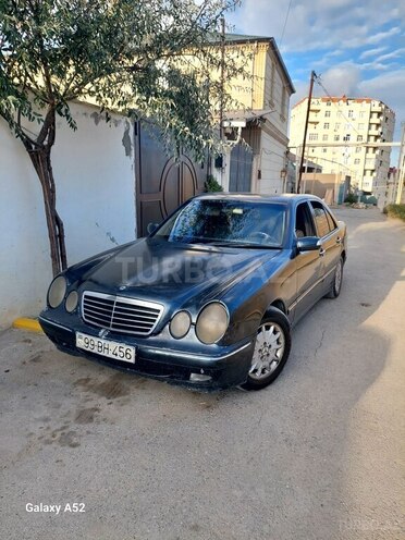 Mercedes E 220 2002, 866,865 km - 2.2 l - Bakı