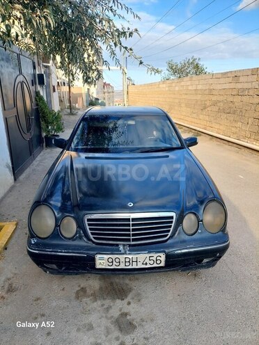 Mercedes E 220 2002, 866,865 km - 2.2 l - Bakı