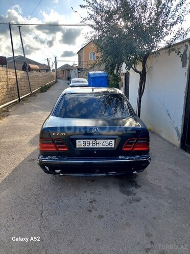 Mercedes E 220 2002, 866,865 km - 2.2 l - Bakı