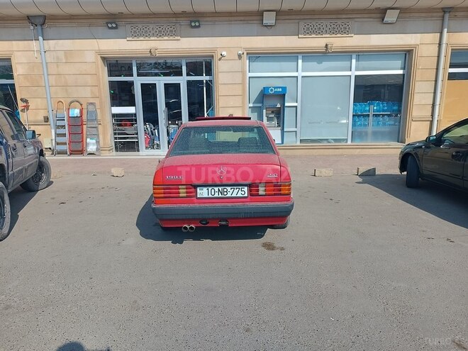 Mercedes 190 1993, 510,000 km - 2.0 л - Salyan