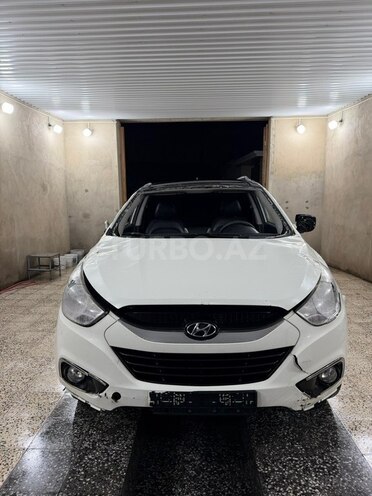 Hyundai ix35 2010, 203,198 km - 2.0 л - Bakı