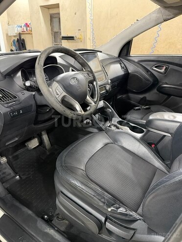 Hyundai ix35 2010, 203,198 km - 2.0 л - Bakı