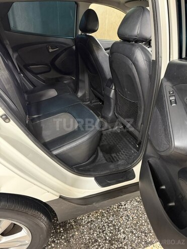 Hyundai ix35 2010, 203,198 km - 2.0 л - Bakı