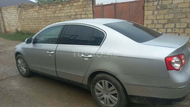 Volkswagen Passat 2006, 209,000 km - 2.0 л - Sumqayıt