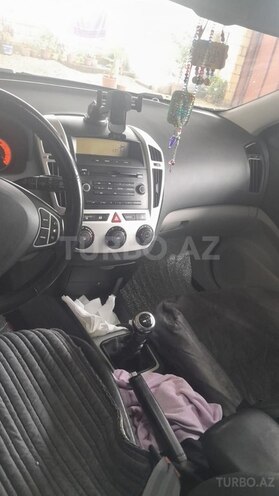 Kia Ceed 2007, 272,497 km - 1.4 l - Masallı