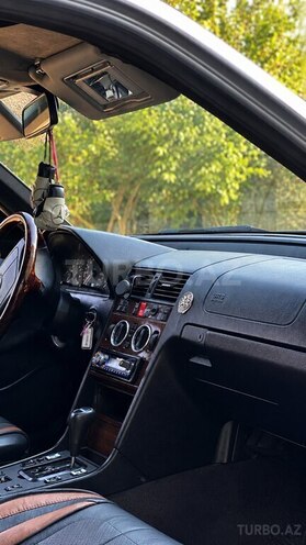Mercedes C 250 1993, 535,646 km - 2.5 л - Lənkəran