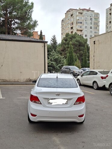 Hyundai Accent 2017, 183,645 km - 1.4 l - Bakı
