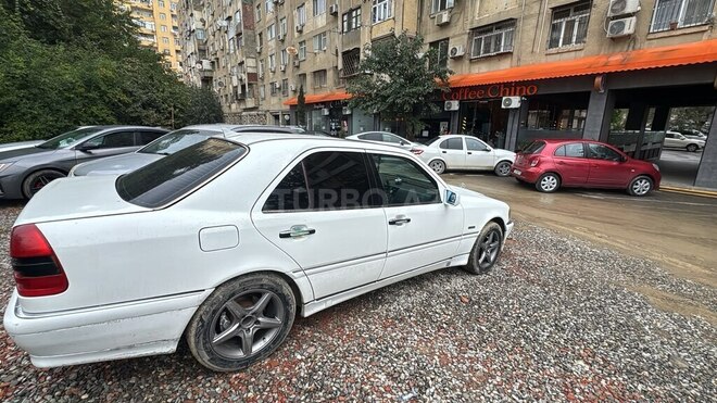 Mercedes C 230 1998, 250,000 km - 2.3 l - Bakı