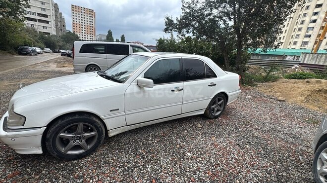 Mercedes C 230 1998, 250,000 km - 2.3 l - Bakı