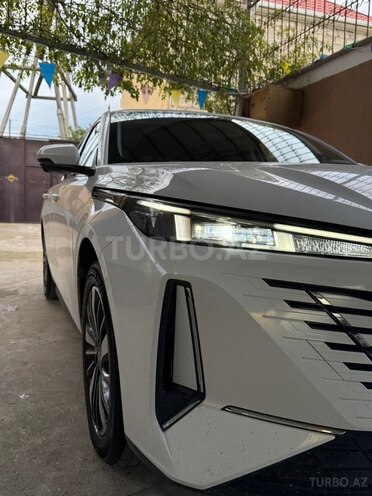 Changan Eado 2025, 18,000 km - 1.5 л - Bakı