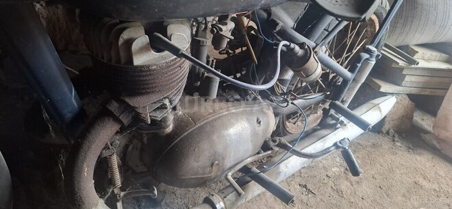 IJ 57 1949, 50 km - 0.4 l - Salyan