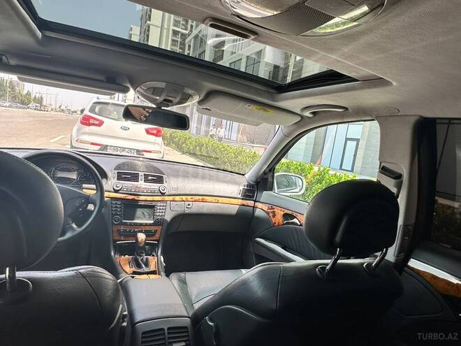 Mercedes E 240 2002, 461,000 km - 2.6 l - Bakı