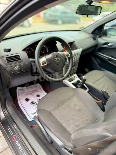 Opel Astra 2009, 263,000 km - 1.4 l - Sumqayıt